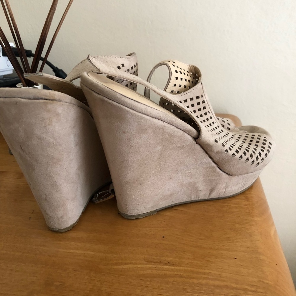 Chinese Laundry Nude Wedges